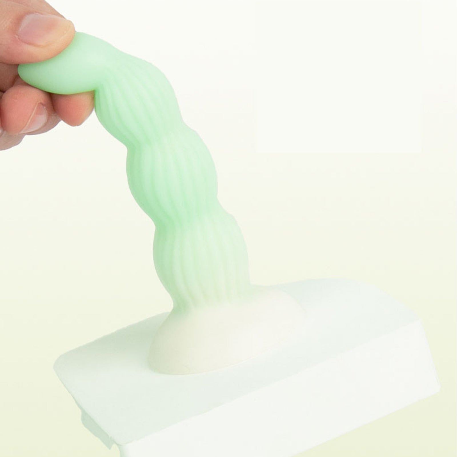 MinYn 4連結ビーズ アナルプラグ 液体シリコン 吸盤付き 初心者向け - TaRiss's