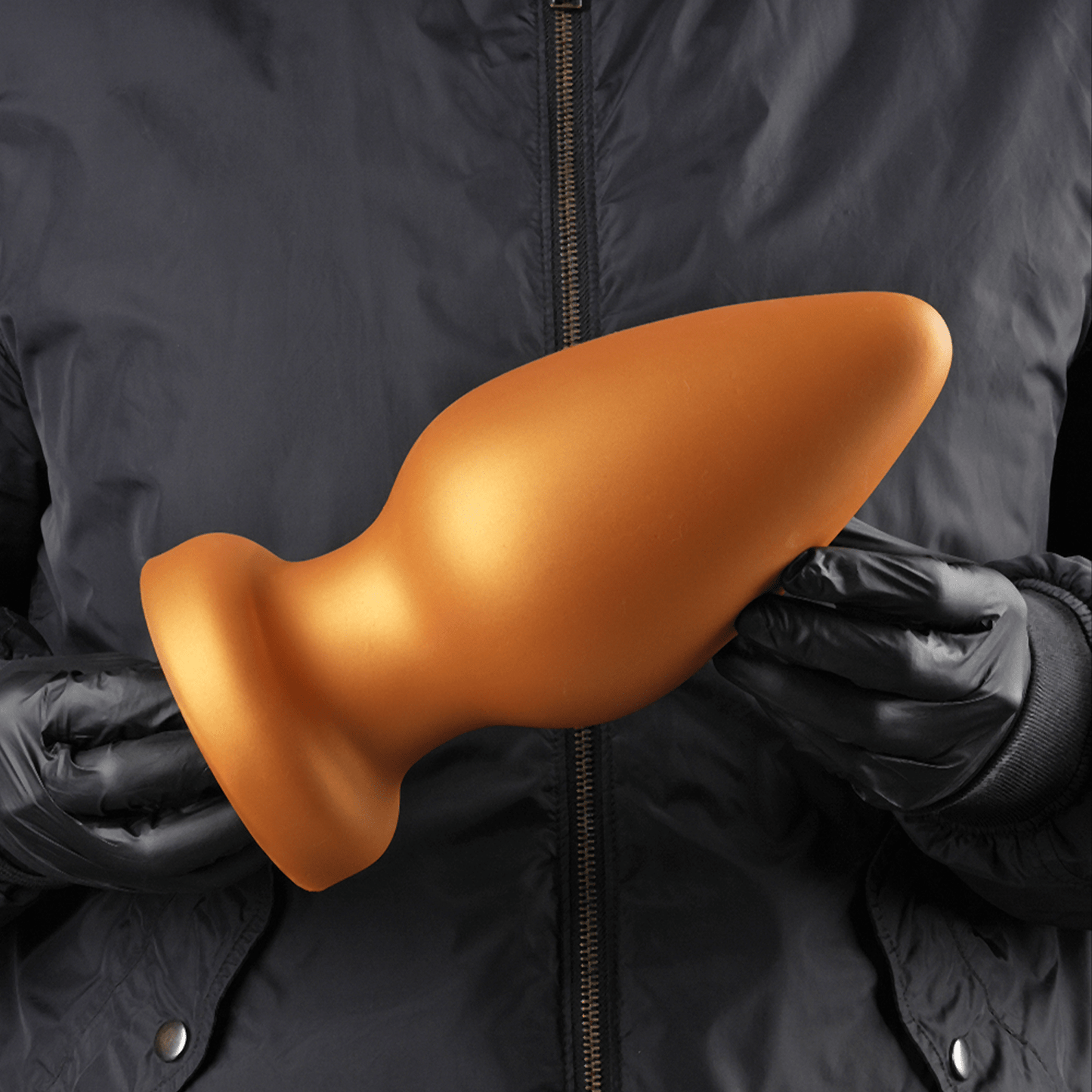 NIGHTLOOM アナルプラグ 液体シリコン 吸盤付き ゴールド 全9サイズ - TaRiss's