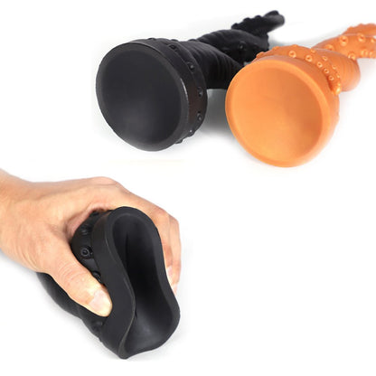 TaRiss's クラーケン アナルプラグ 吸盤付き 触手形 突起あり シリコン ゴールド 5.3cmx22.5cm - TaRiss's